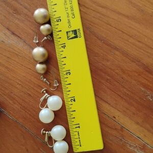 Richelieu DOUBLE PEARL SCREW BACK  EARRINGS VINTAGE BEAUTIES EPLC 1"